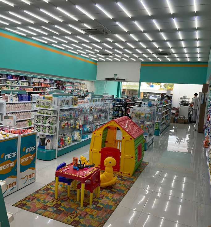 Interior completo da farmácia